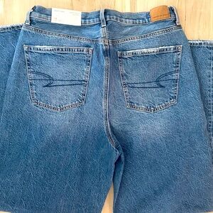 American Eagle Baggy Jeans Size 14 NWT